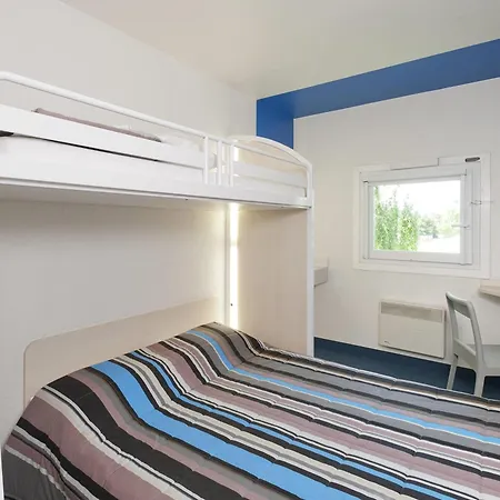 Отель Hotelf1 Saverne